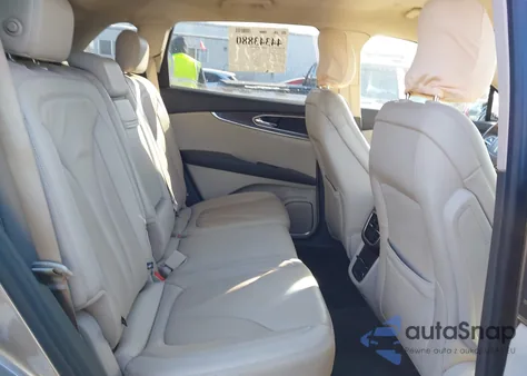 2019 Lincoln Nautilus Select z USA, uszkodzony, nr VIN 2LMPJ8K93KBL28102